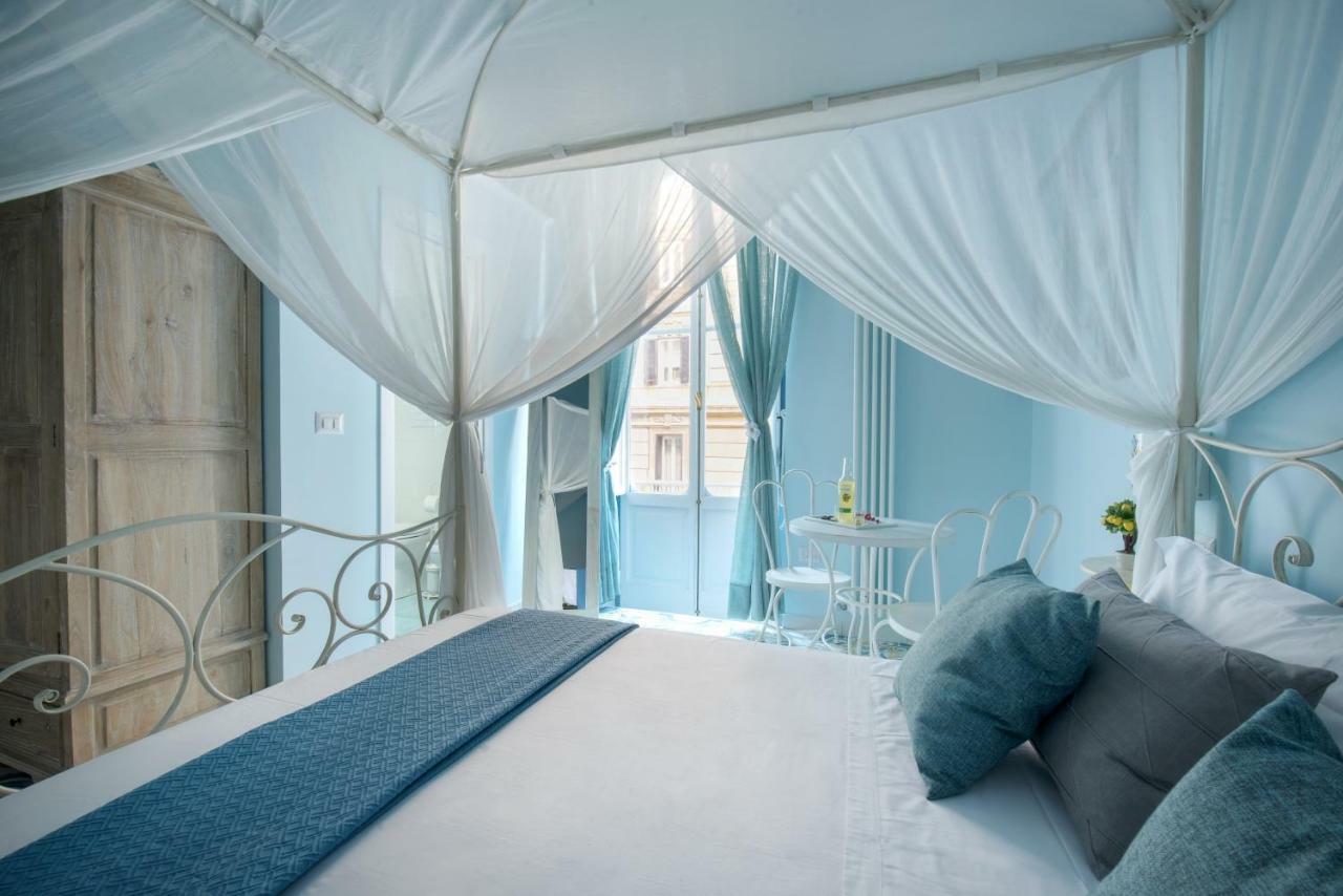 ナポリ Regina Elena Bed & Breakfast エクステリア 写真